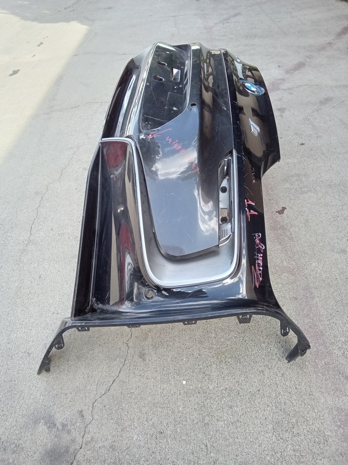 2014-2019 BMW I8 OEM REAR BUMPER COVER ASSEMBLY PROTONIC FROZEN BLACK
