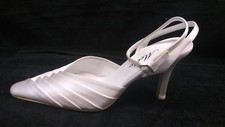 NEW WOMEN'S MELBO BRIDAL SHOES-SWAN