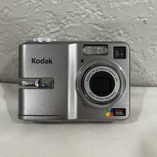 VTG Kodak EasyShare C743 Compact Digital Camera Silver Photography For Parts