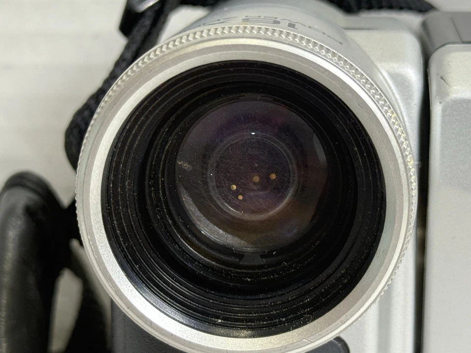 Sharp Viewcam VL-A1101 Hi-8 Analog Camcorder 8mm Video 16x Untested - Image 2 of 4