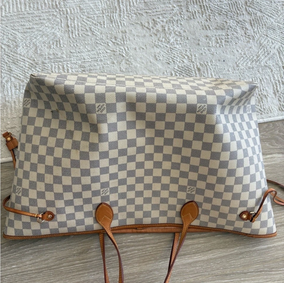 Bolso Louis Vuitton Neverfull MM Blanco Lona Damier Azul Foto 2 de 4