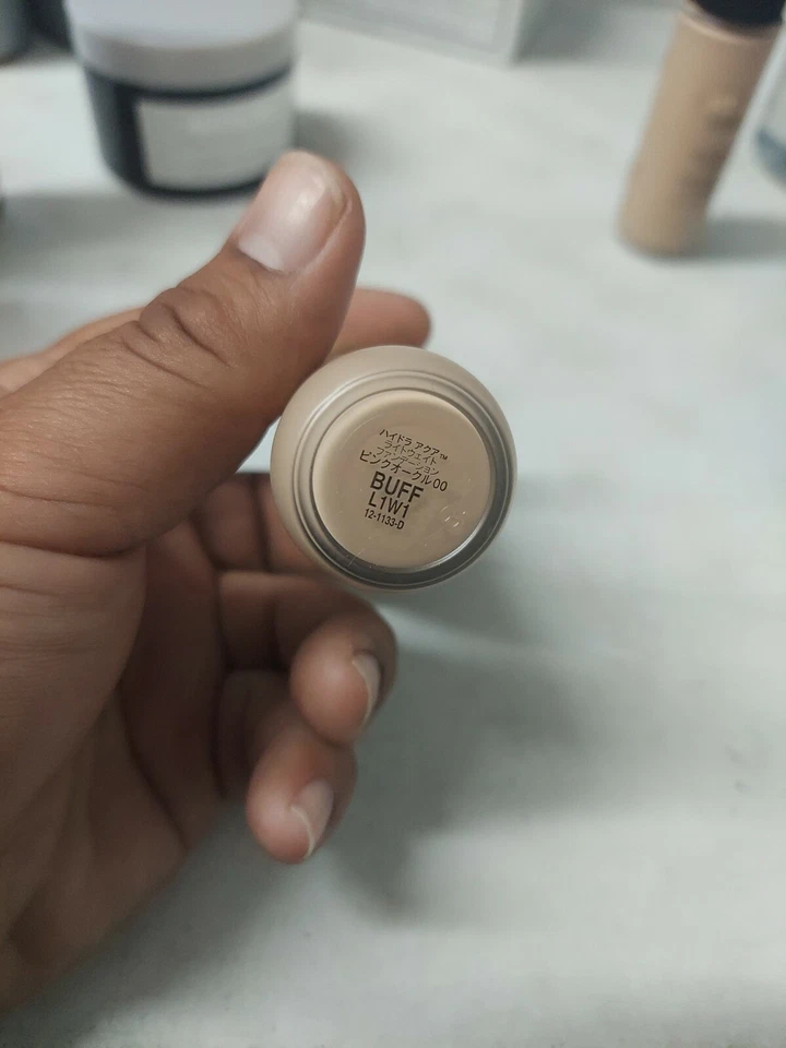  Тональная основа ARTISTRY Hydra-V Sheer Weightless Foundation SPF 15 Buff L1W1 1 унция НОВАЯ - Изображение 3 из 3