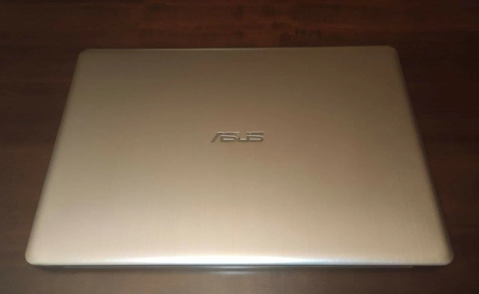 Asus Vivobook Pro 15 4K - Immagine 3 di 4