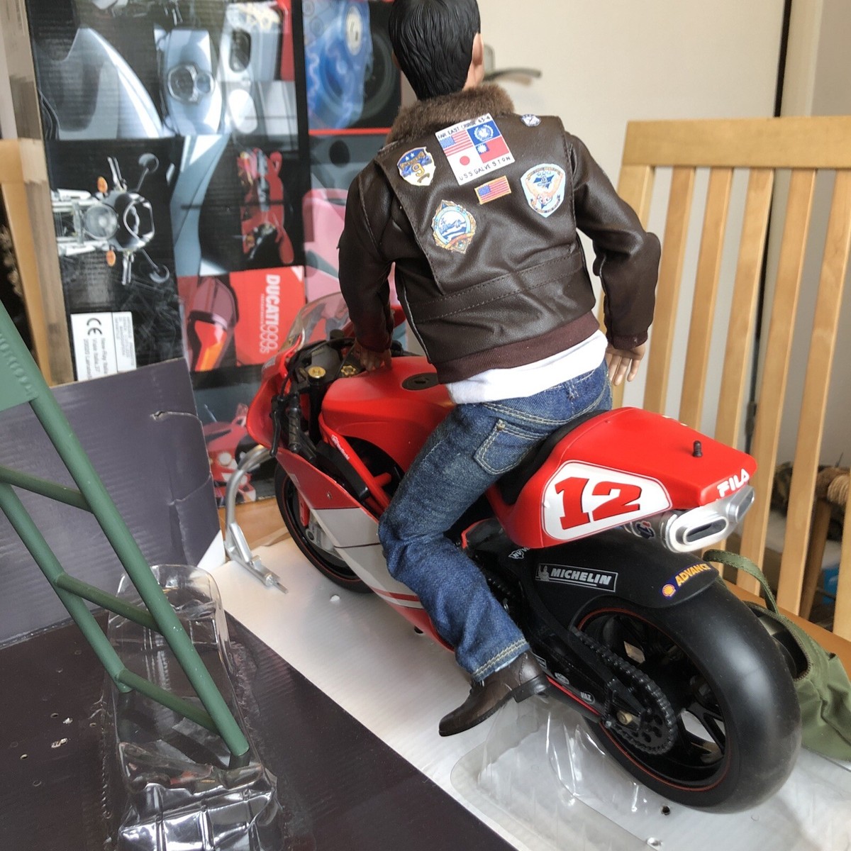 Top Gun Maverick 1/6 On Super Bike Kit bash Hot Toy Tom