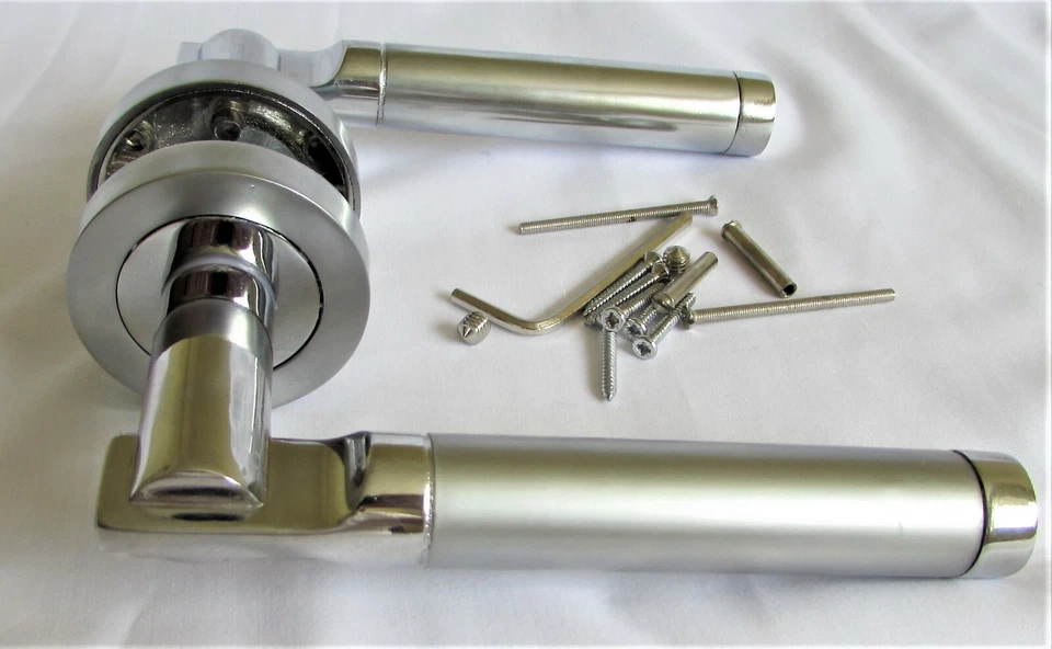 Heavy Duty Serozzetta style Door lever Handle On Rose chrome Silver satin  D27 - Image 2 of 4