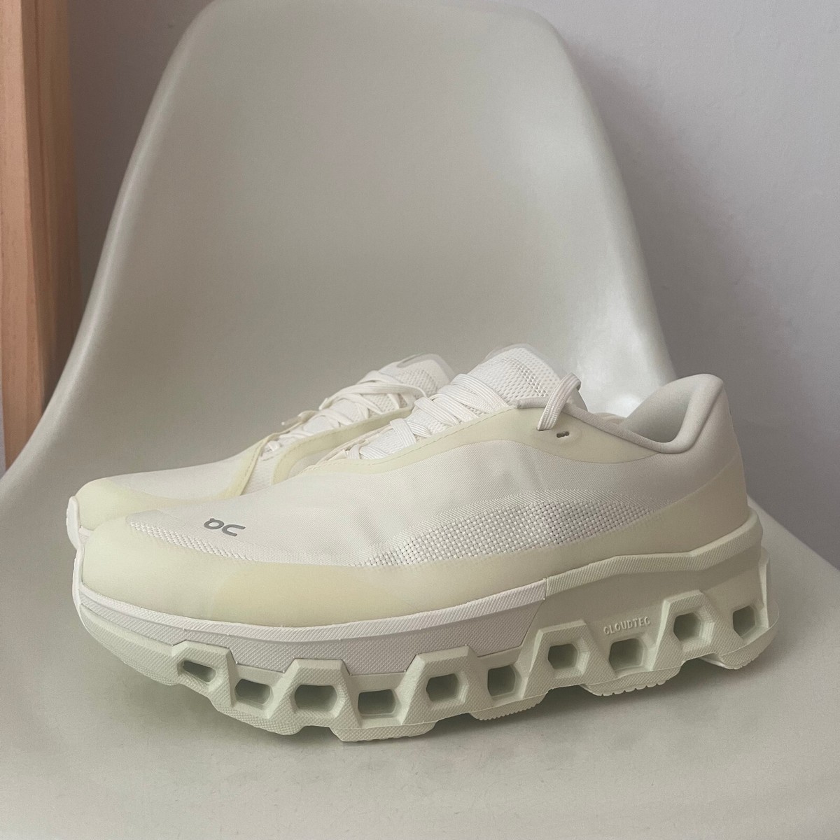 ON x POST ARCHIVE FACTION Cloudmonster 2 PAF Seedling White ON x POST ARCHIVE FACTION Cloudmonster 2 PAF Seedling White