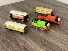 ERTL THOMAS THOMAS THE TANK ENGINE  FRIENDS TRAIN LOT THOMAS JAMES
