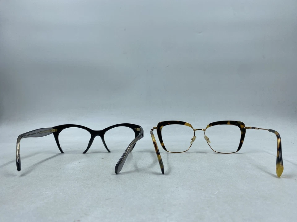 Anteojos cuadrados para mujer Miu Miu con estampado multicolor ojo de gato Foto 3 de 4