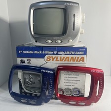 Sylvania SRT069 5" Black & White Portable TV AM FM Radio Parts Or Repair Read