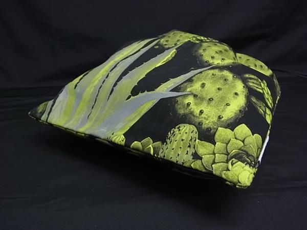 LOEWE Green Drawstring Multi Case Accessory Bag U… - image 6