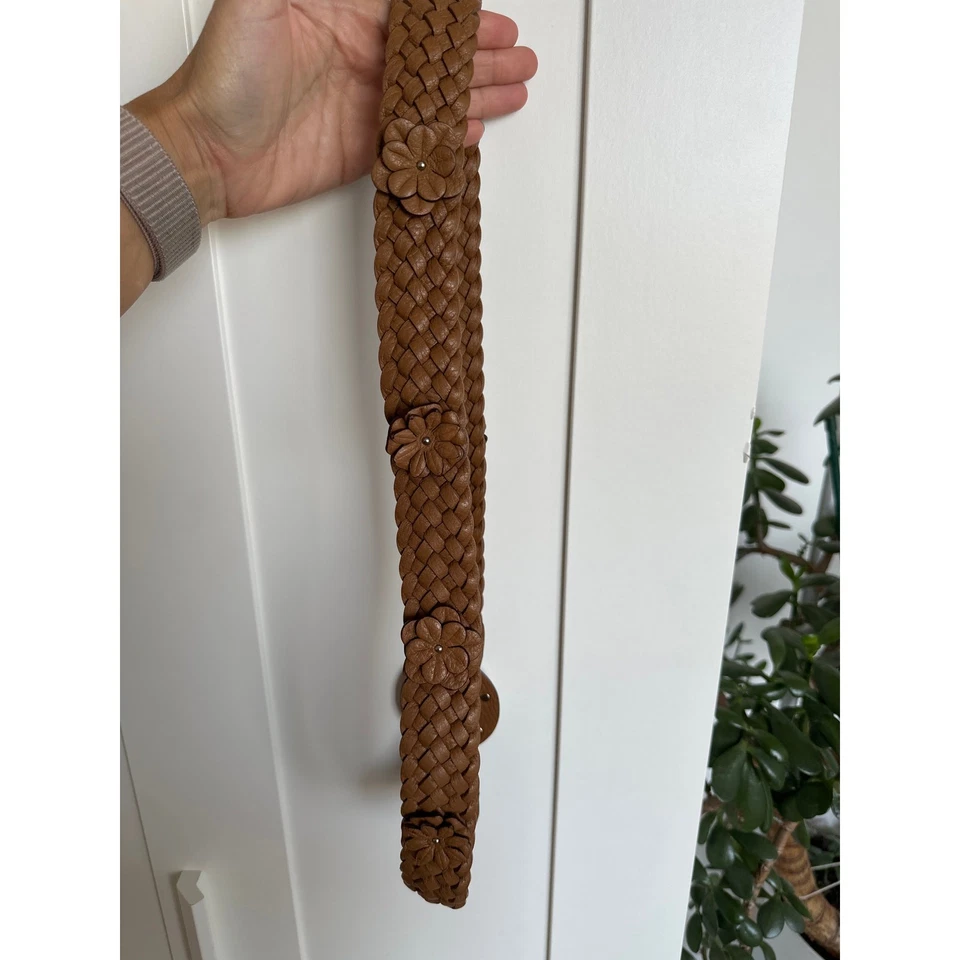 Cinturón anillo Brighton para mujer tejido de cuero floral y metal, talla 38/L Foto 2 de 4