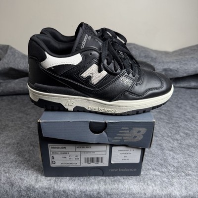 New Balance 550 Panda Black / White BB550LBW Men s 5 Women s 6.5