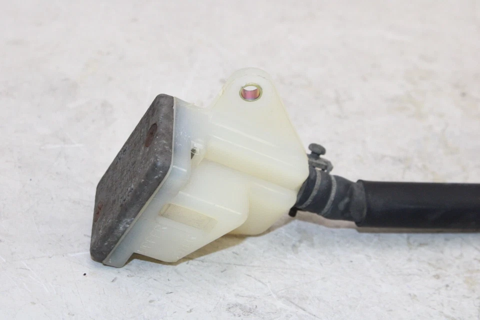 1993 SUZUKI GS500E OEM REAR BRAKE MASTER FLUID RESERVOIR TANK BOTTLE - Image 2 of 4