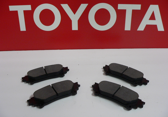 2011-2017 Toyota Sienna Rear Brake Pads Genuine OEM | eBay