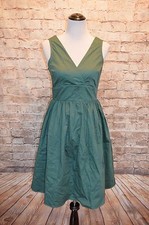 Modcloth Lesson in Allure dress NWOT M Hunter Green Fit  flare Retro exclusive