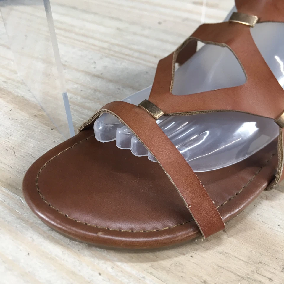 Steve Madden Sandals Youth 3 Comma Gladiator Brown Leather Casual Comfort Flats - Image 4 of 4