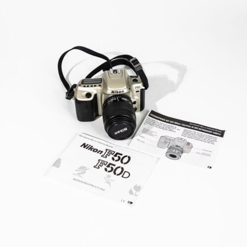 Nikon F50 Kamera + Nikon AF Objektiv 35-80 mm - teilgetestet - Bild 1 von 3
