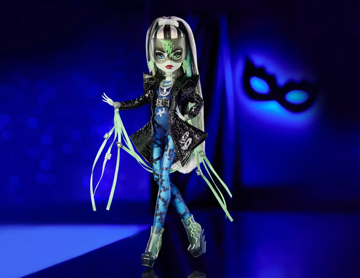 Monster High Frankie Stein Haunt Couture doll