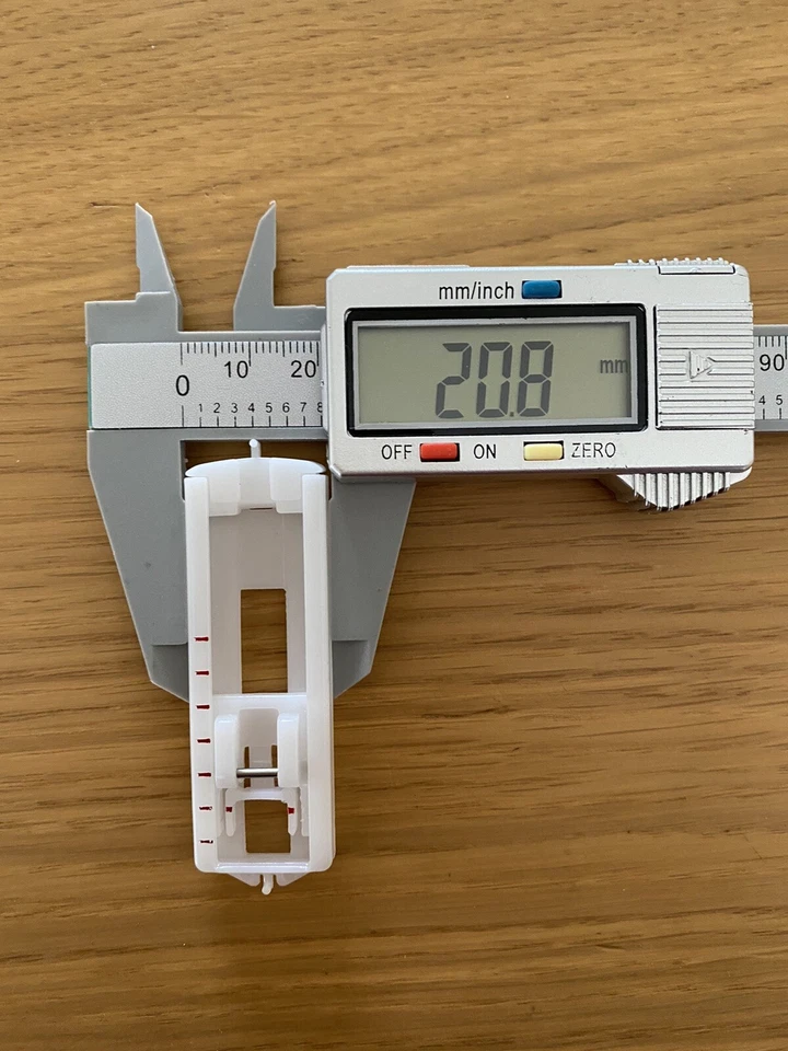 Button Hole Presser Foot Buttonhole Snap On Domestic Sewing Machine Spare Parts - Image 4 of 4