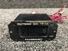 301 Davtron Outside Air Temperature Indicator W/ Probe