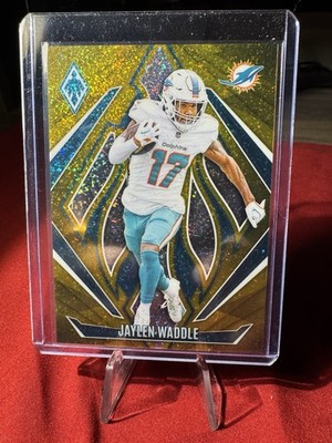2024 Panini Phoenix - Jaylen Waddle #76 Gold /10