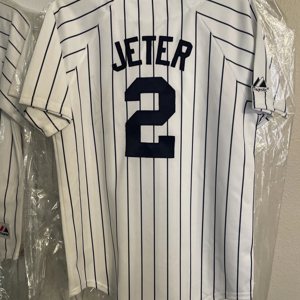 Majestic MLB New York Yankees Derek Jeter Pinstripe Jersey Size 2xl Brand New - Image 2 of 3