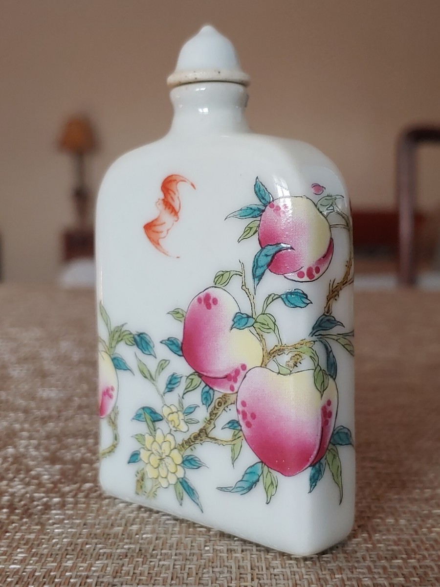 骨董品 本物和田白玉 清代 手彫内堂 陽刻福禄双全紋 鼻煙壺 薬瓶 珊瑚蓋 激安 薬瓶 骨董品 陽刻福禄双全紋 珊瑚蓋 激安 鼻煙壺 手彫内堂 本物和田白玉 清代