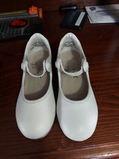 Capezio White Girls tap shoes 9M