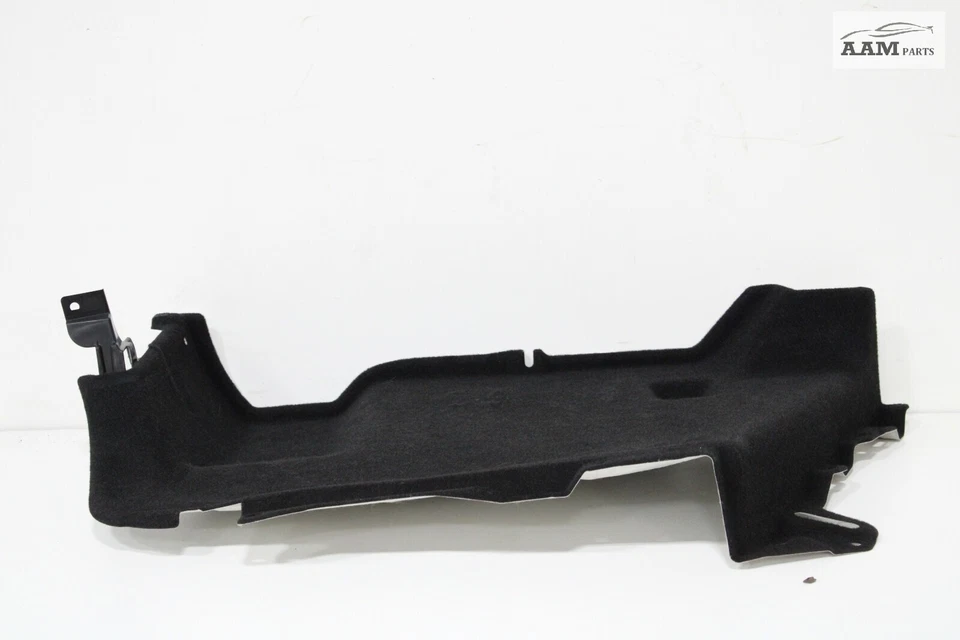 MAZDA 3 2019-2021 MALETERO TRASERO LADO DERECHO MOLDURA PANEL NEGRO OEM Foto 3 de 4