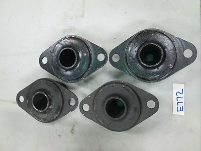 Metalastik UK Vibration Isolator 5/8'' x 1-1/4'' Center Opening Lot of 4 (Ne (New)