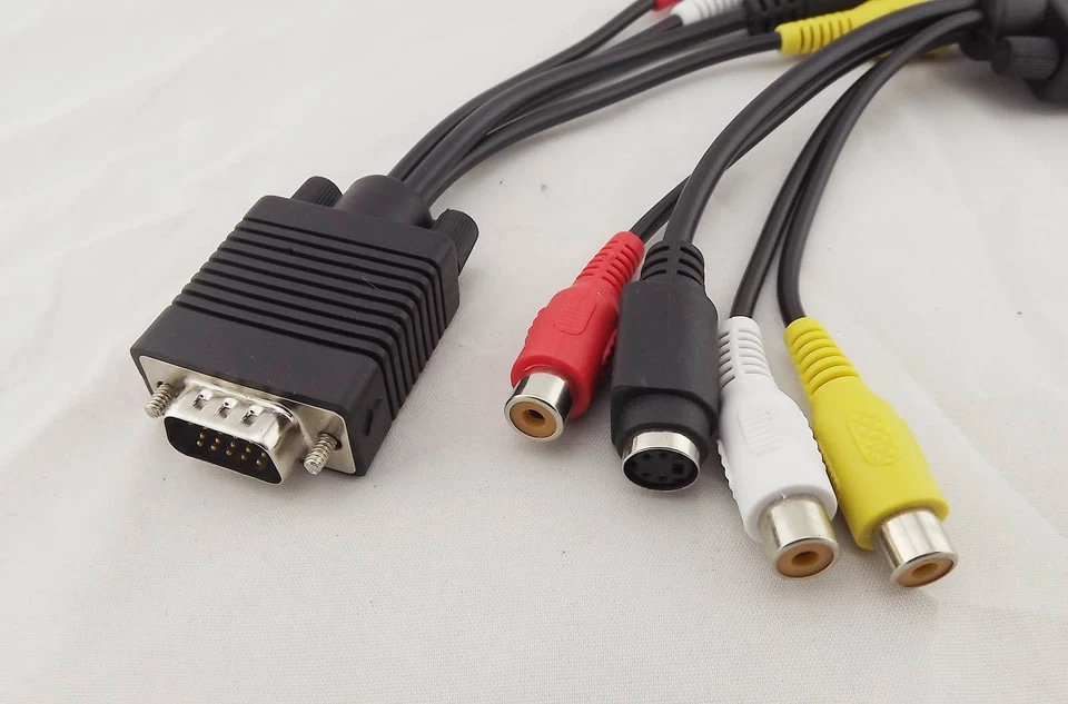 PC/Laptop VGA SVGA TO S-Video 3 RCA Composite AV TV Out Converter Adapter Cable - Image 2 of 4