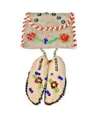Beaded Change Purse Slippers Moccasins Native American Souvenir Miniature Vintag
