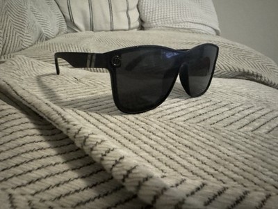 Blenders Matte Black Men s Sunglasses Polarized Lenses