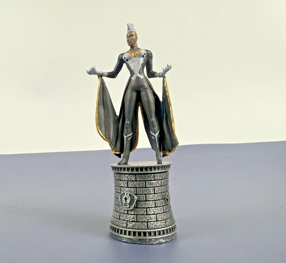 Eaglemoss Marvel Chess Collection, #34, Storm, con cargador Foto 3 de 4