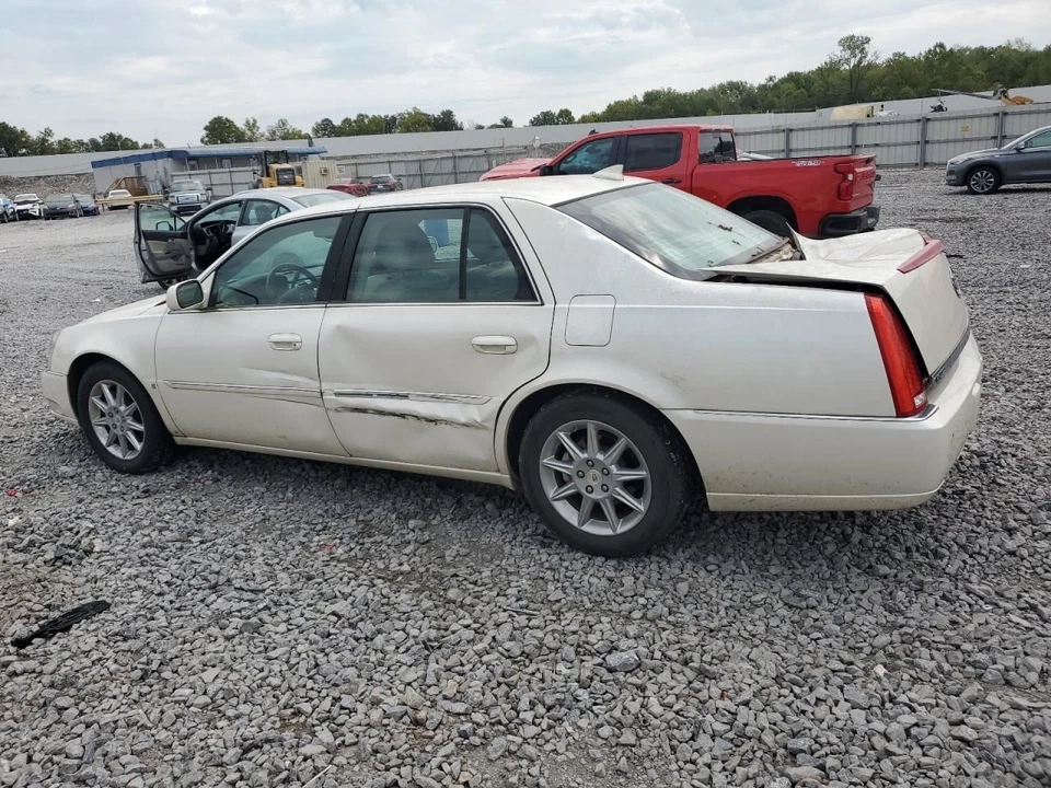 Chassis ECM Communication Onstar Opt UE1 ID 20756237 Fits 09-11 DTS 5228267 Foto 2 de 4