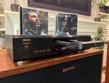 Serviced Denon DVD-2200 Black DVD/SACD Player
