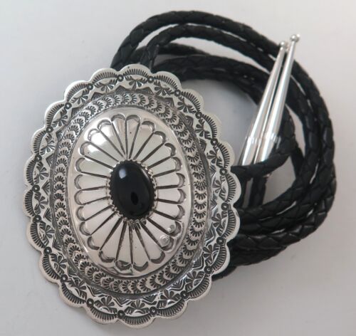 Quality XL Sterling Silver & Black Onyx Scalloped Concho Style Bolo Tie - Afbeelding 1 van 5