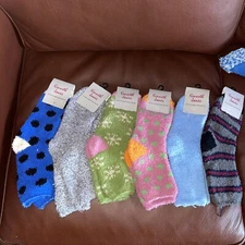 6 Pair KENNETH JONES Women's Socks Soft Fuzzy Slipper Style SZ 9-11 Colors Vary