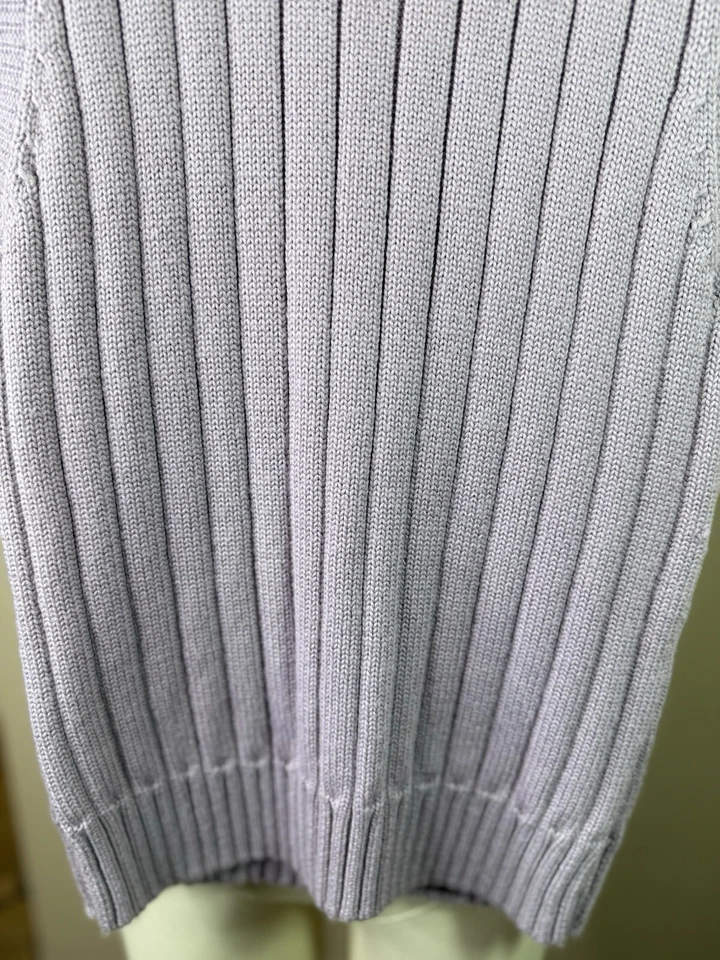 Vintage  Perry Ellis sweater vest in sugar plum with sequined neck 100% wool L - Image 3 of 4