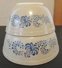 Vintage Pyrex Homestead Tan & Blue 403 & 402 Nesting Mixing Bowls