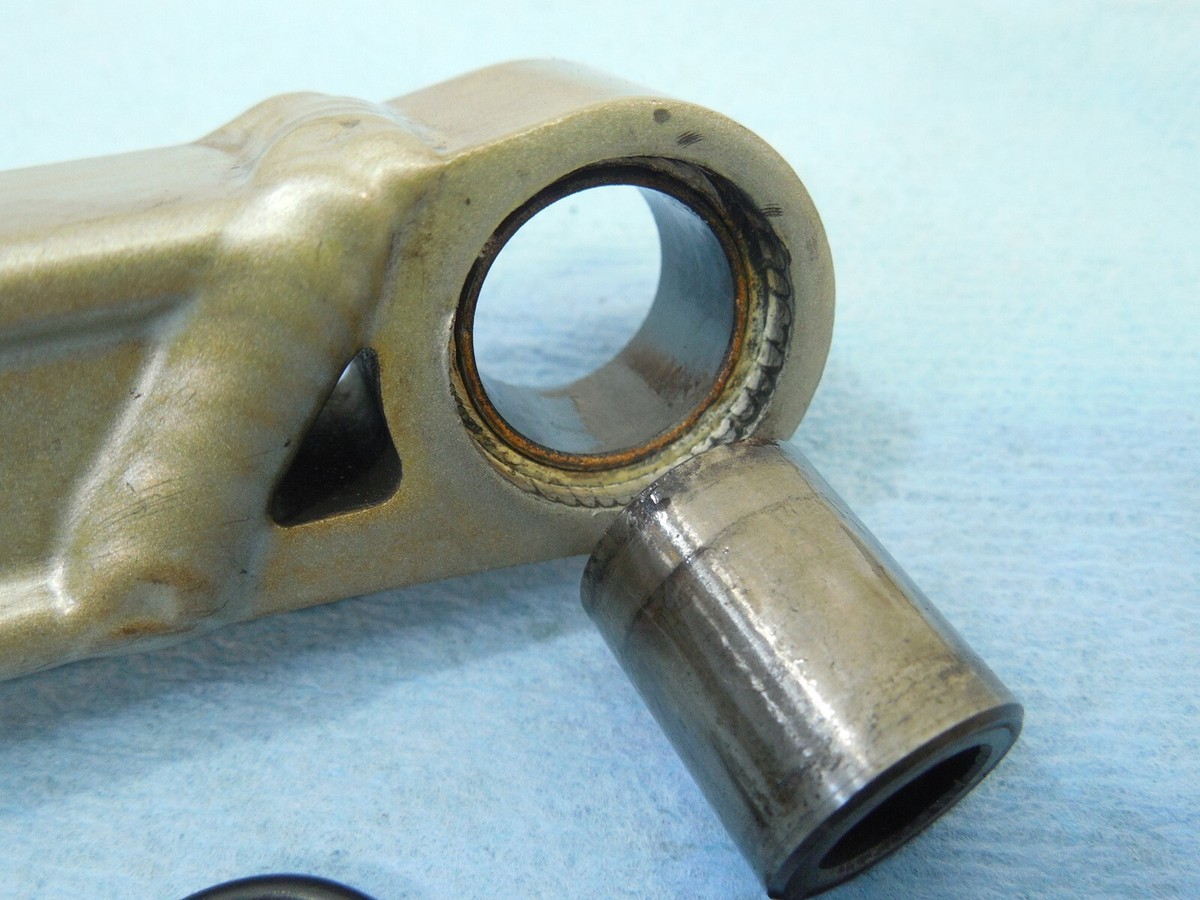1993 Kawasaki ZX11 ZX1100-D1 rear Brake Caliper Torque Link Rod