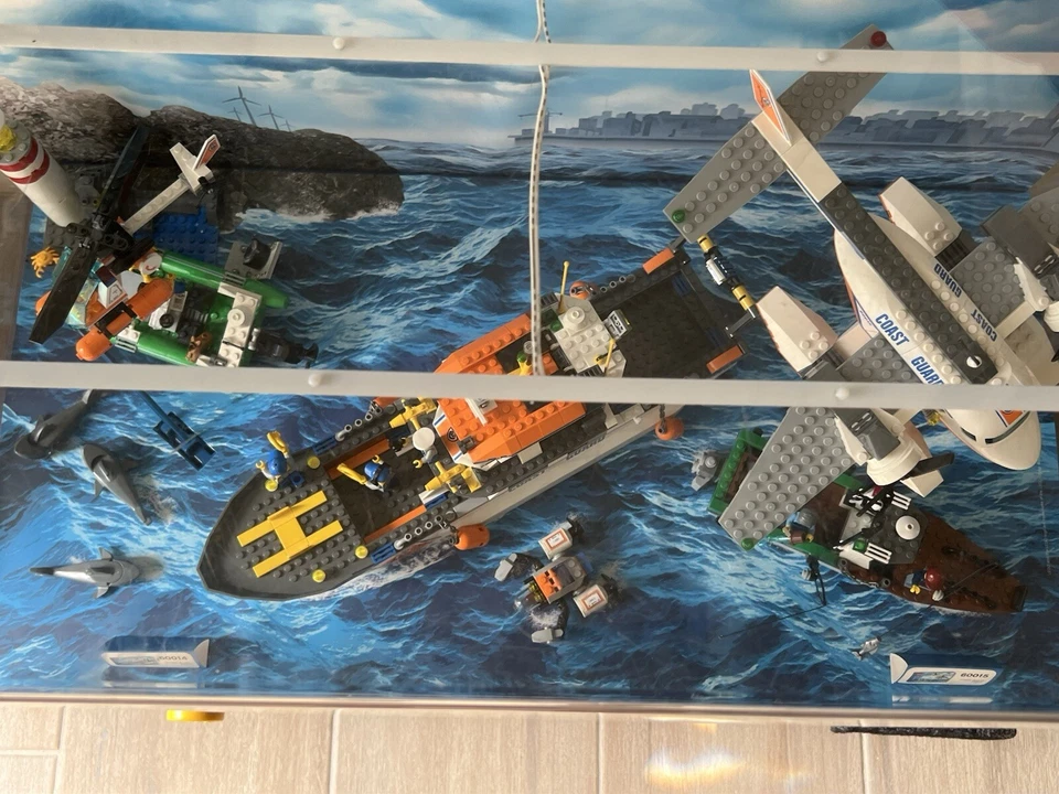 LEGO Lighted Store Display Coast Guard 60161 60166 60167 Toys R Us 2017 - Image 2 of 4