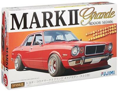 Rare kit Fujimi 1/24 Toyota Corona Mark II Grande 4-door Sedan