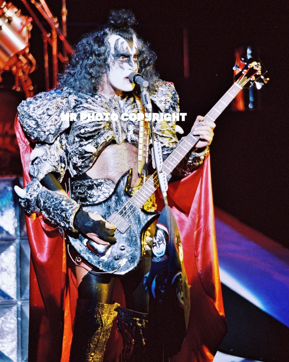 洋楽 KISS GENE SIMMONS 洋楽 KISS GENE SIMMONS Kiss: Gene Simmons - Album by Gene