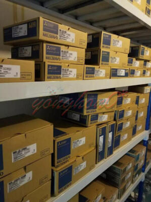 1PCS NEW MITSUBISHI SERVO DRIVE MR-J4-500TM4