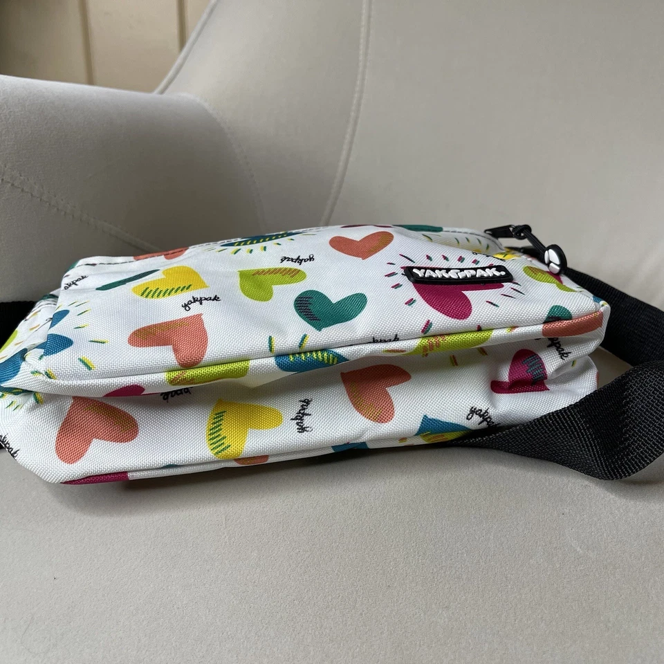 Bolso Bandolera de Hombro Yak Pak Colorido Multi Corazones Arco Iris Foto 2 de 4