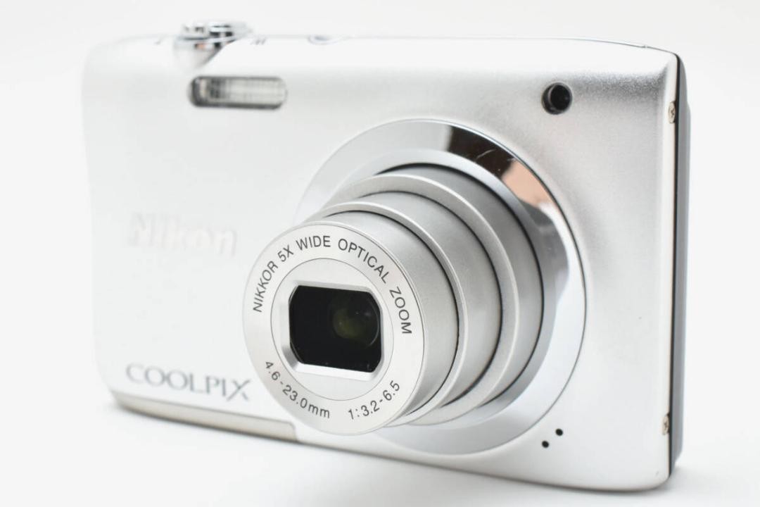 Nikon COOLPIX A100 Digital Camera Silver Compact 1431 Model