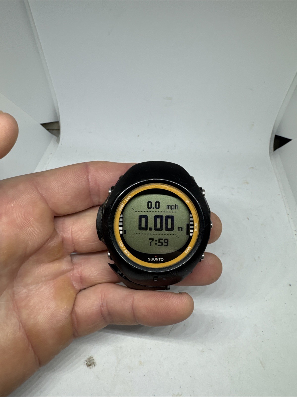 No Charger Missing Band Untested