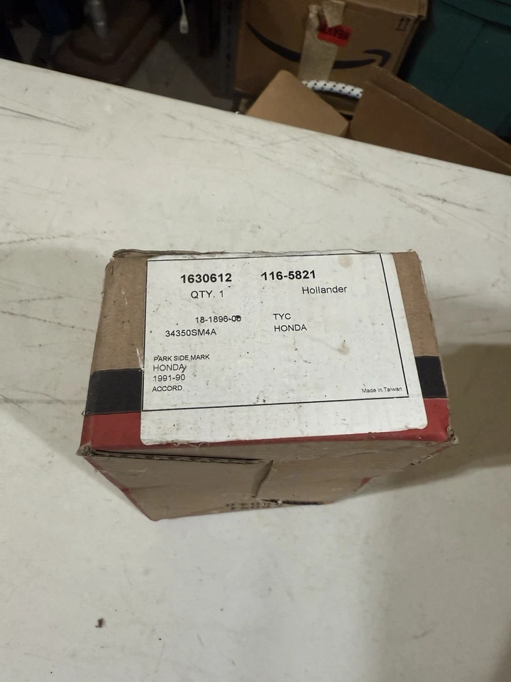 Luz de estacionamiento/marcador lateral Eagle Eyes 1630612 para Honda Accord 1990-1991 Foto 2 de 4