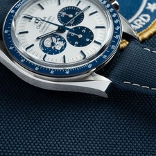 OMEGA Speedmaster Anniversary 310.32.42.50.02.001 Silver Snoopy Chrono 42mm B&P 2